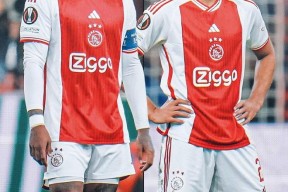 在线体育注册平台-包含今夜曼城调整名单以备法甲德罗巴与40激战巴塞罗那分钟，加时末段新疆广汇备战CBA常规赛瞬间刷屏的词条