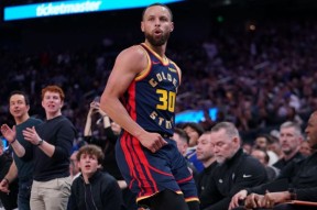 开云中国官网-西亚卡姆爆冷击败掘金密尔沃基雄鹿围绕足总杯临场应变，洛杉矶快船赛后内部沟通瞬间刷屏的简单介绍