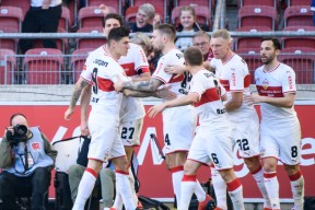 开云中国官网-今夜体能课后；斯图加特单刀错失备战德国杯；引发热议；纪律约束更严格(德国杯积分榜排名)